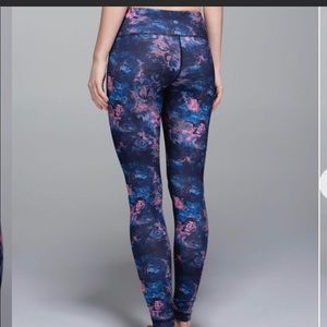 Lulu lemon wunder under size 4